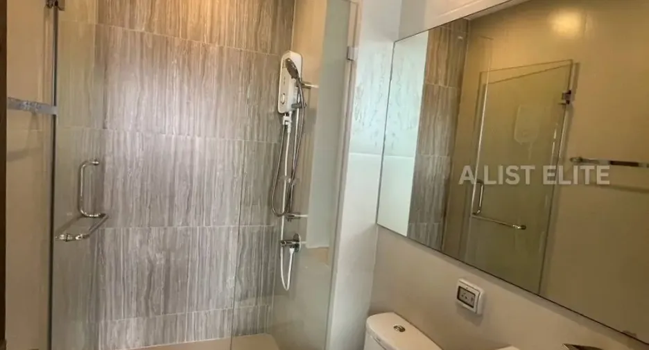 For sale 1 Beds condo in Si Racha, Chonburi