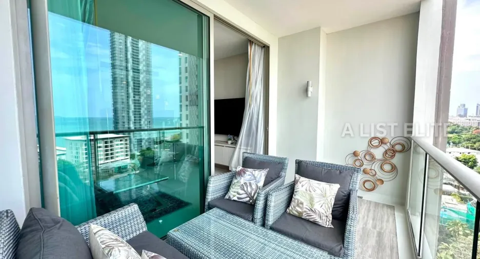 For sale 2 ベッドルーム condo 