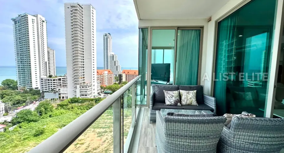 For sale 2 ベッドルーム condo 