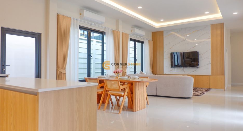 À louer 3 chambres maison à Bang Lamung, Chonburi