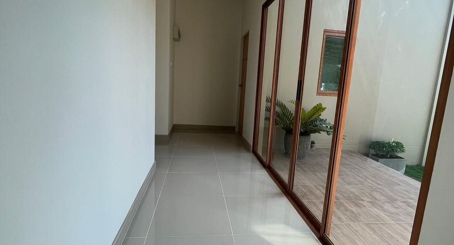 For rent 3 bedrooms villa in Hang Dong, Chiang Mai