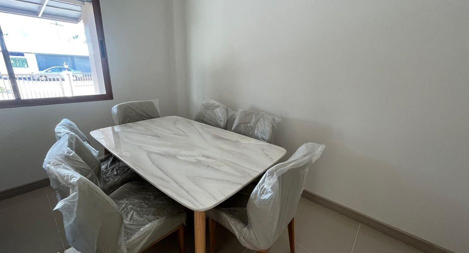 For rent 3 bedrooms villa in Hang Dong, Chiang Mai