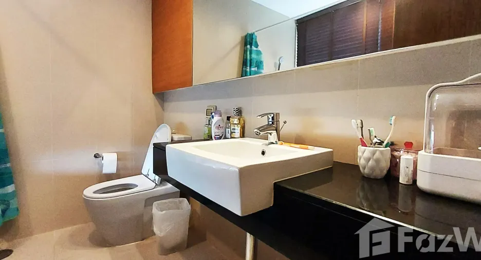 For sale 3 bedrooms condo 