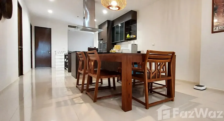 For sale 3 bedrooms condo 