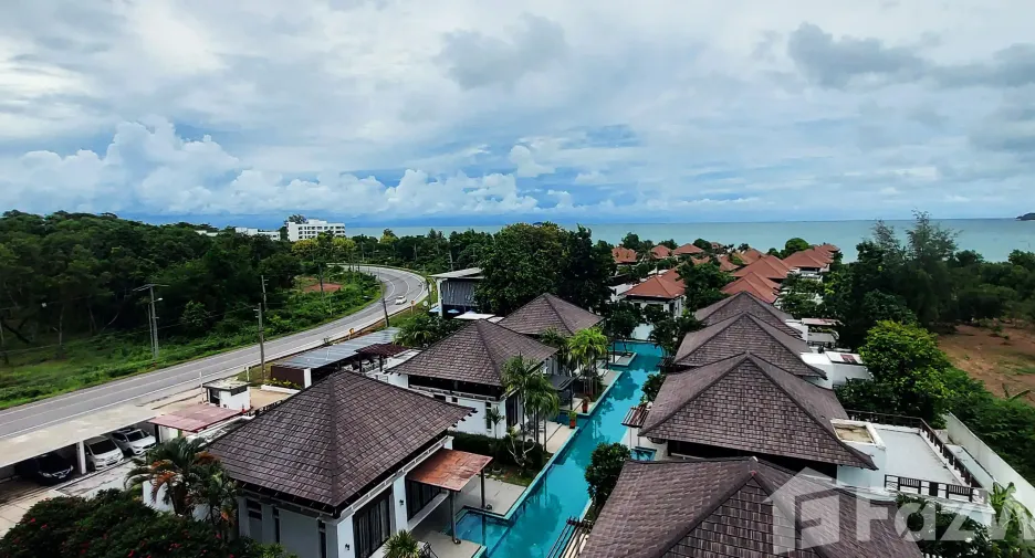 For sale 3 bedrooms condo 