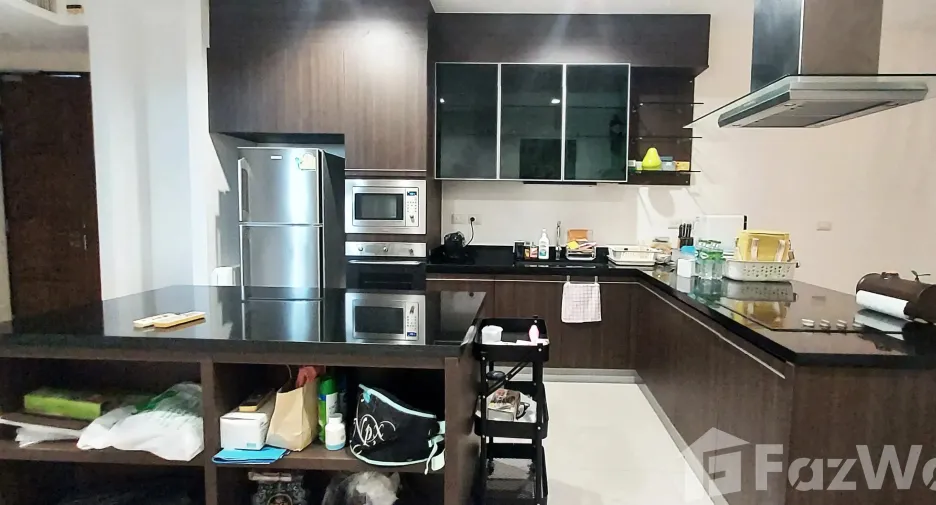 For sale 3 bedrooms condo 