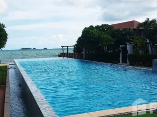 For sale 3 bedrooms condo in Klaeng, Rayong