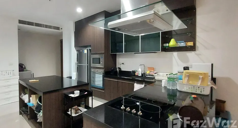 For sale 3 bedrooms condo 
