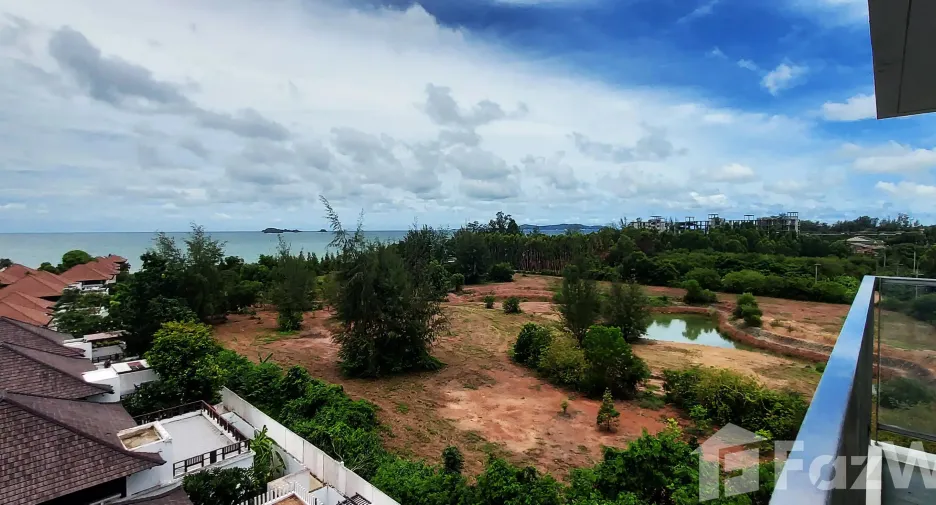 For sale 3 bedrooms condo 