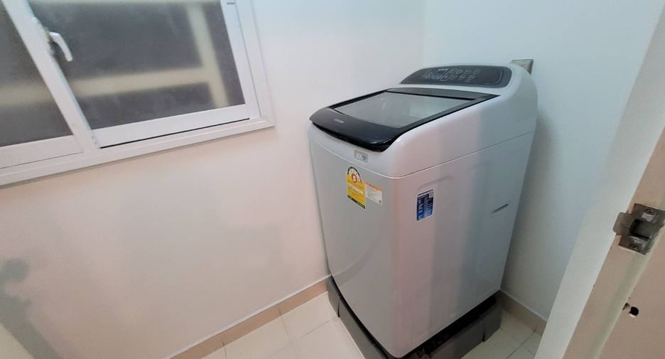 Condo en alquiler y en venta de 2 habitaciones en Khlong Toei, Bangkok