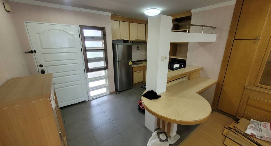 Wohnung zur Miete mit 2 Zimmer in Watthana, Bangkok