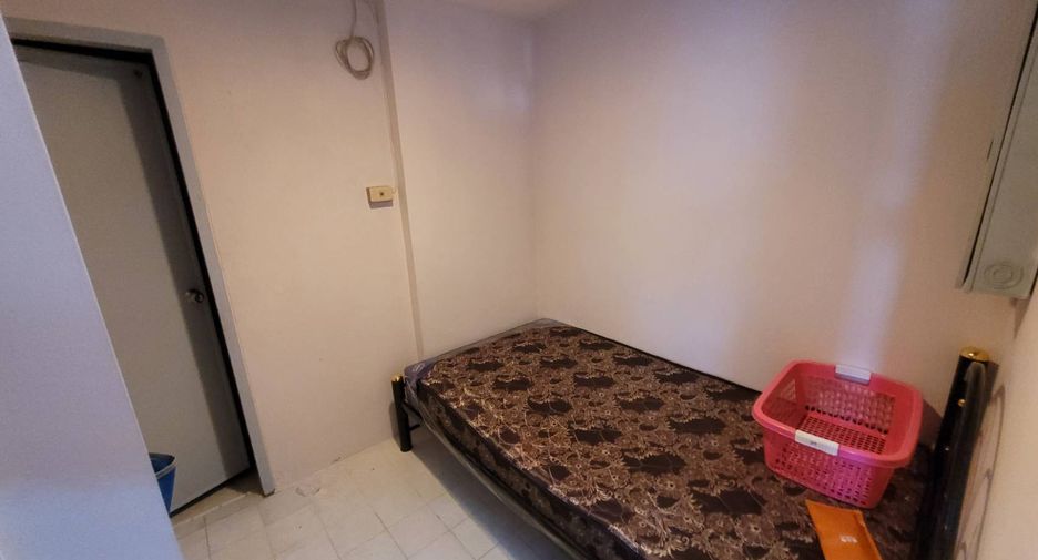 Condo en alquiler de 3 habitaciones en Watthana, Bangkok