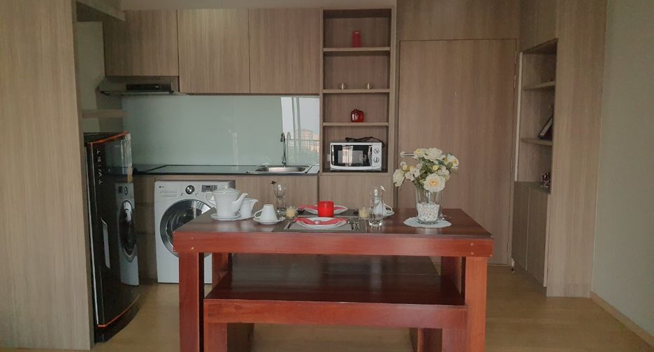 For rent and for sale 1 bed condo in Khlong Toei, Bangkok