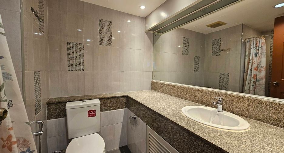 For rent 2 ベッドルーム condo in Khlong Toei, Bangkok