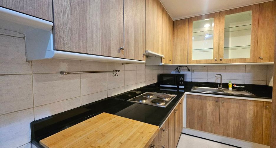 For rent 2 ベッドルーム condo in Khlong Toei, Bangkok