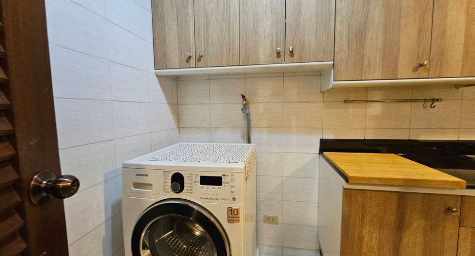 For rent 2 ベッドルーム condo in Khlong Toei, Bangkok