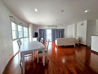 Condo en alquiler de 3 habitaciones en Watthana, Bangkok