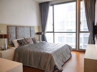 À louer et à vendre 2 chambres condo à Watthana, Bangkok