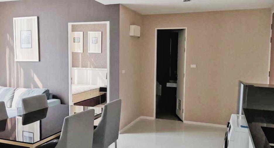 À louer 2 chambres condo à Watthana, Bangkok