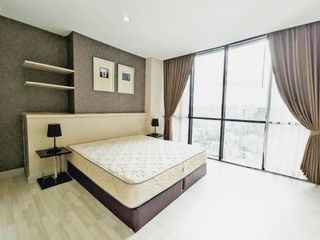 À louer 2 chambres condo à Watthana, Bangkok