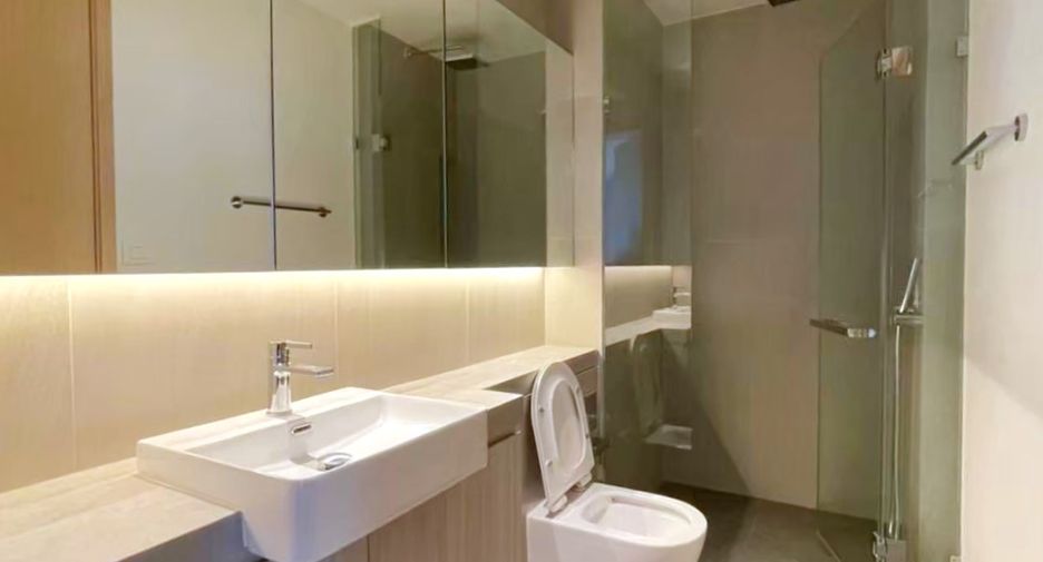 For rent 2 ベッドルーム condo in Sathon, Bangkok