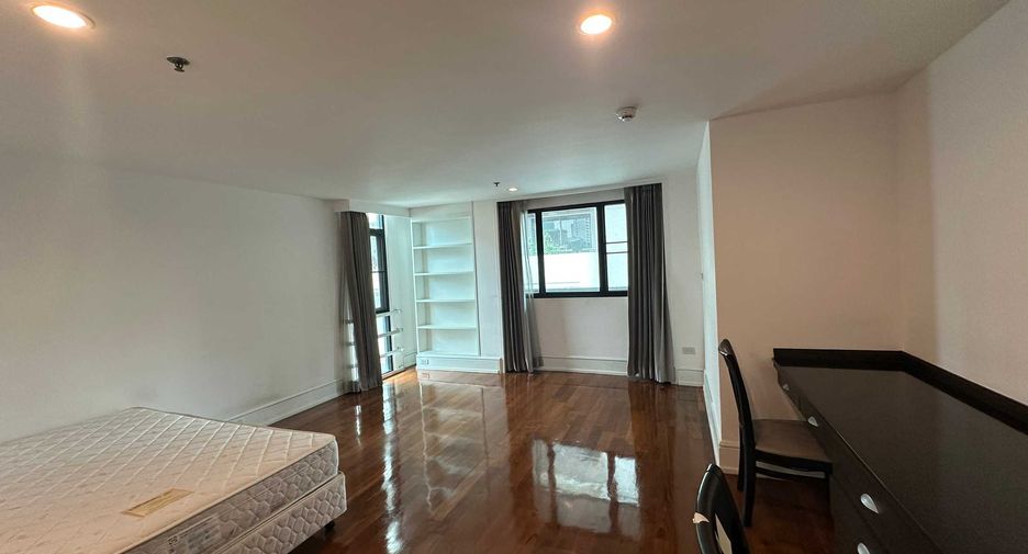 For rent 3 ベッドルーム condo in Watthana, Bangkok