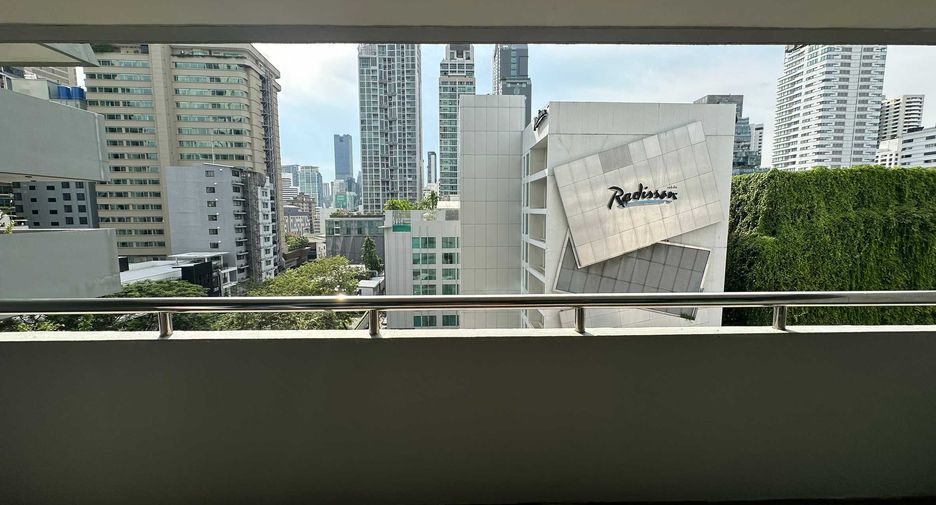For rent 3 ベッドルーム condo in Watthana, Bangkok