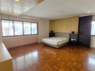 For rent 3 ベッドルーム condo in Watthana, Bangkok