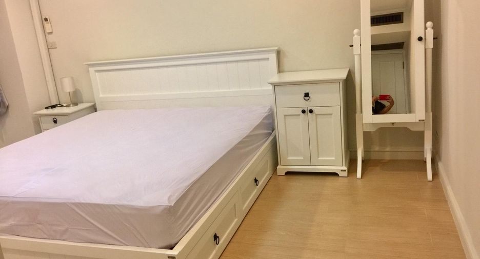 For rent and for sale 2 bedrooms condo 