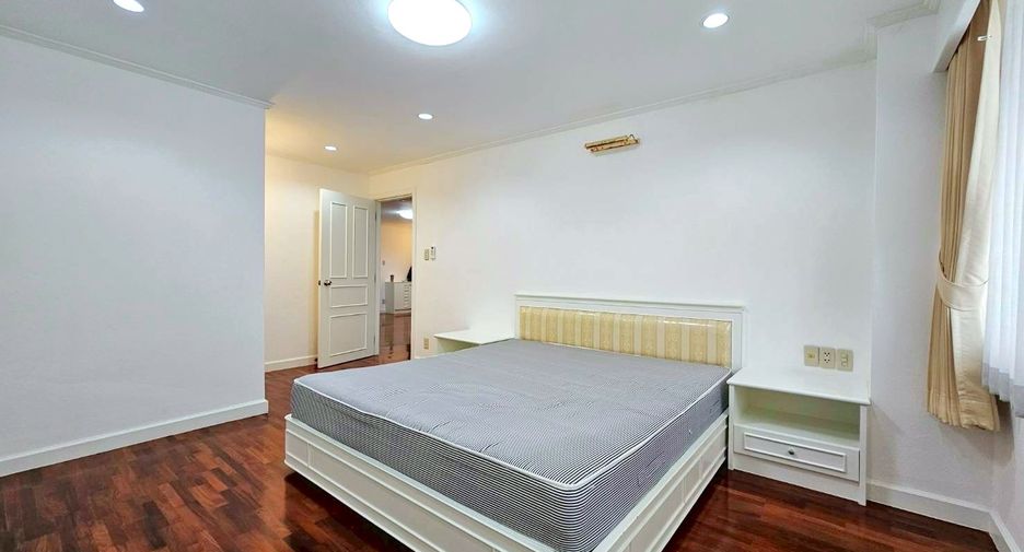 For rent 2 bedrooms condo 