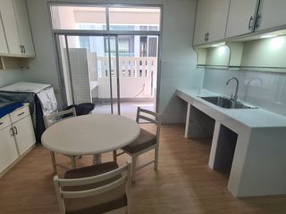 Condo en alquiler de 3 habitaciones en Watthana, Bangkok