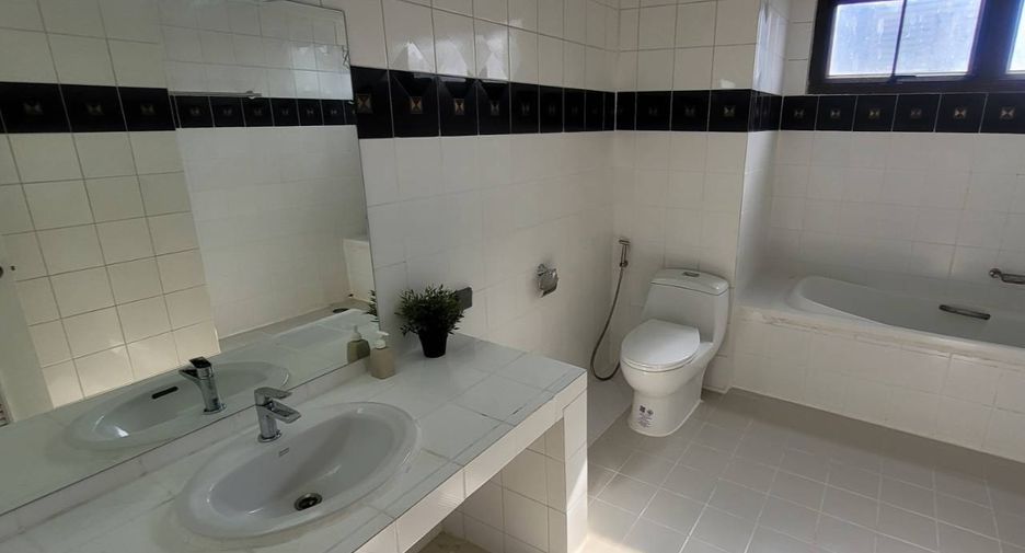 Wohnung zur Miete mit 2 Zimmer in Watthana, Bangkok