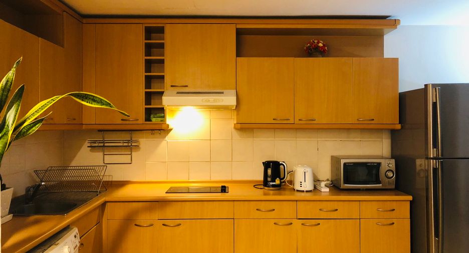 Condo en alquiler de 2 habitaciones en Pathum Wan, Bangkok