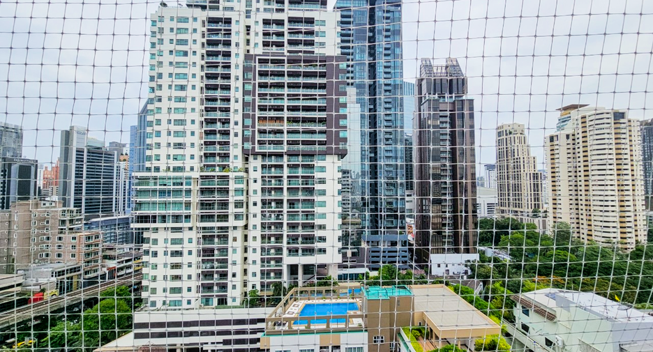 For rent 2 bedrooms condo 