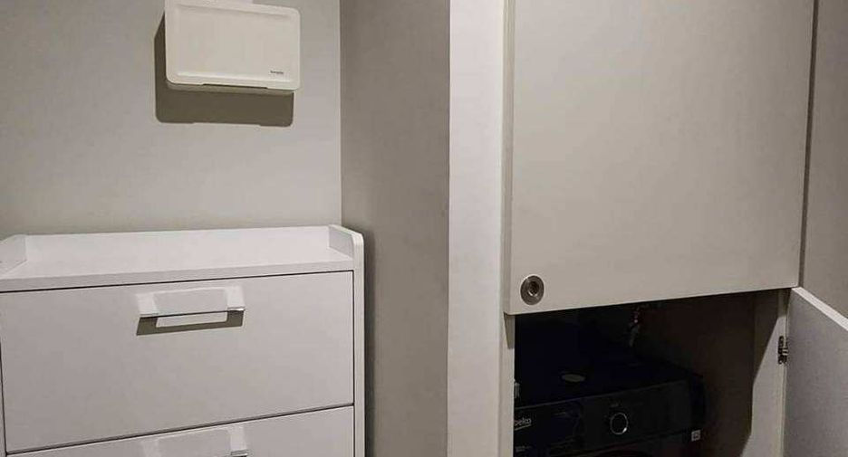 À louer 2 chambres condo 
