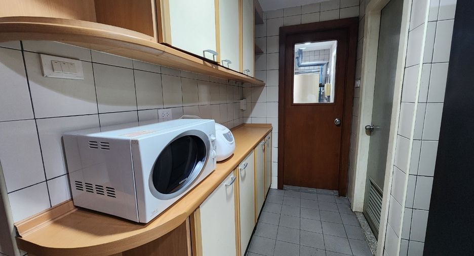 Аренда 2 спальни кондо в Патхум Щан, Бангкок