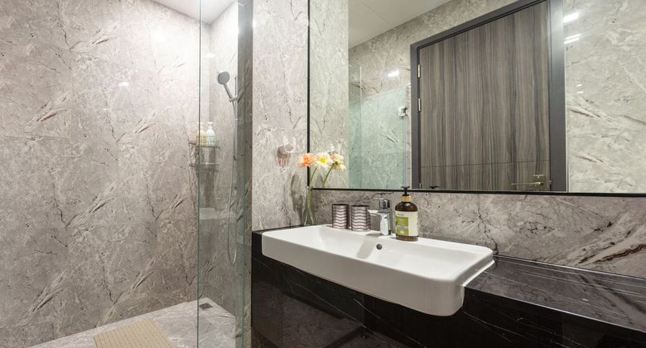 For rent 1 bed condo 