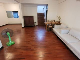 For rent 3 bedrooms townhouse in Khlong Toei, Bangkok