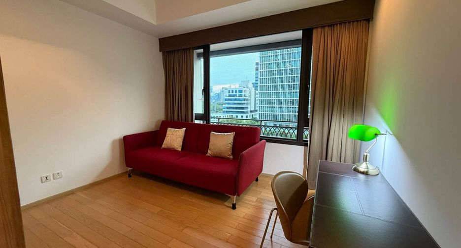 À louer 2 chambres condo à Pathum Wan, Bangkok