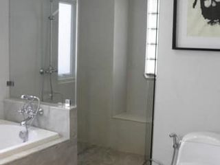 For rent 2 bedrooms townhouse in Watthana, Bangkok