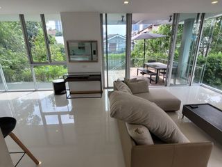 For rent 3 bedrooms house in Watthana, Bangkok
