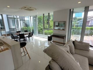 For rent 3 bedrooms house in Watthana, Bangkok