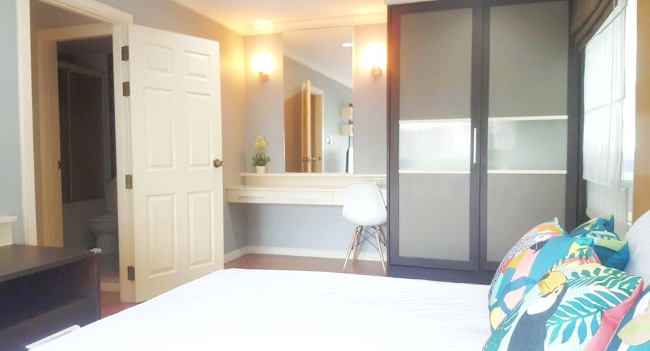Condo en alquiler de 2 habitaciones 