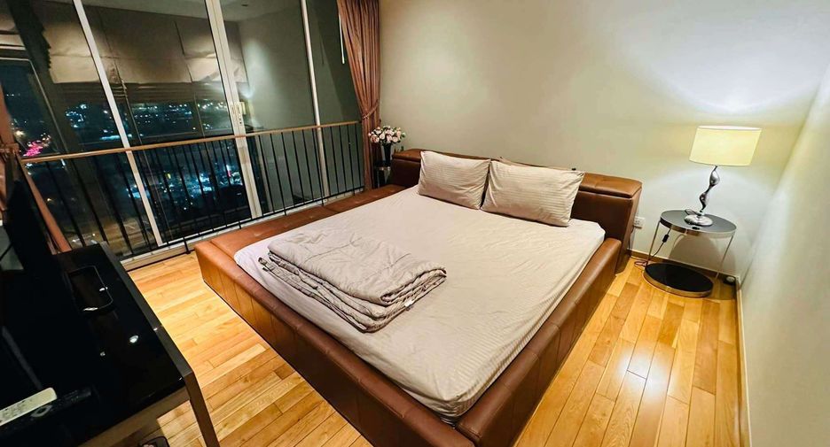 Condo en alquiler de 1 habitaciones en Khlong Toei, Bangkok