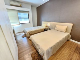 Condo en alquiler de 3 habitaciones en Watthana, Bangkok