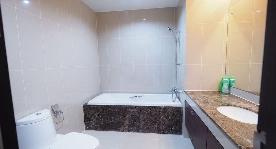 Wohnung zur Miete mit 2 Zimmer in Watthana, Bangkok