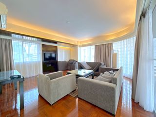À louer 4 chambres condo à Khlong Toei, Bangkok