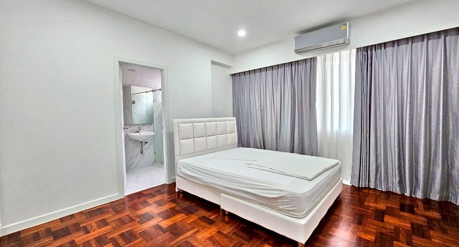 Condo en alquiler de 2 habitaciones en Khlong Toei, Bangkok