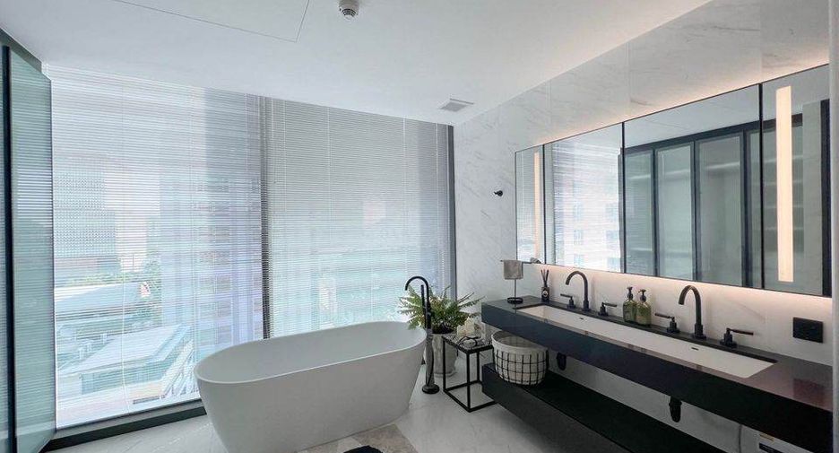 Condo en alquiler de 2 habitaciones 