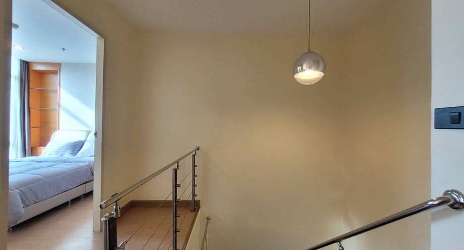 Condo en alquiler de 2 habitaciones en Watthana, Bangkok